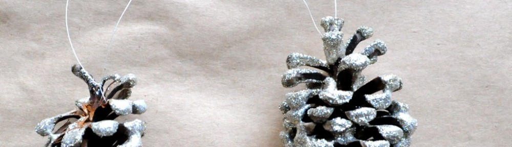 DIY Fun: Sparkly Pinecone Ornaments