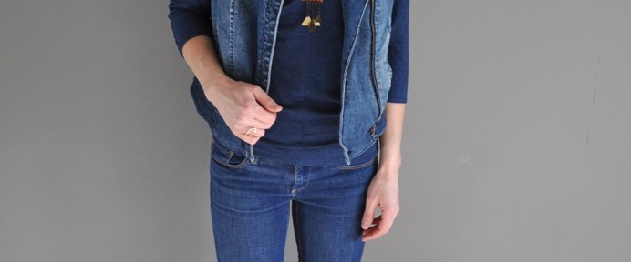 Dress That Mama: Navy Monochrome