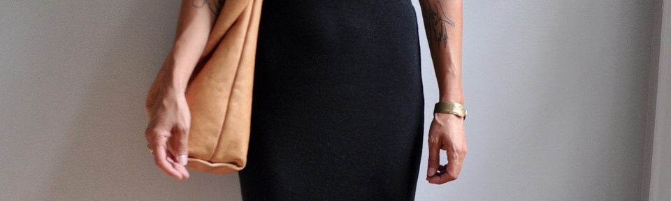 Dress That Mama: Black Crop Top