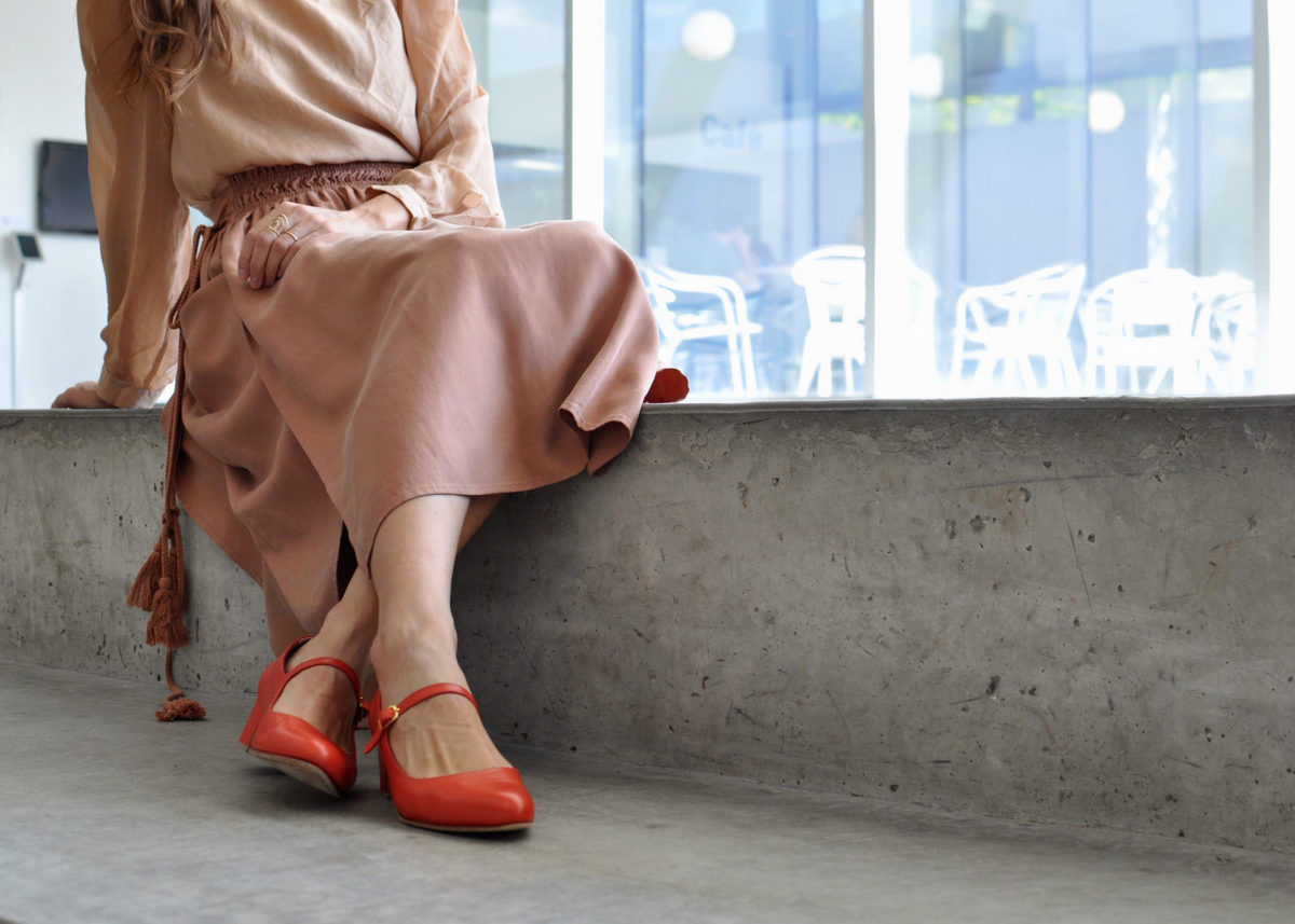 Dress That Mama: Dusty Rose & Vermillion
